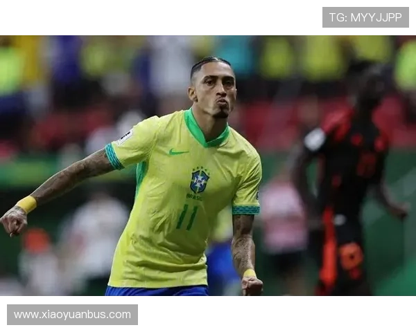 安帅调整战术将拉菲尼亚移至10号位增强三前锋进攻火力